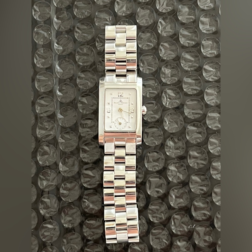 Baume & Mercier Hampton Women's Watch - Picture 5 of 5